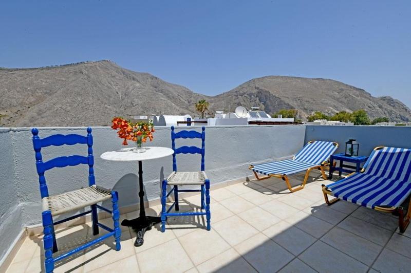 Lunar Santorini Hotel بيريسا المظهر الخارجي الصورة