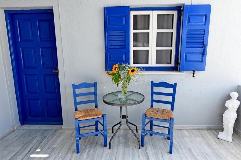 Lunar Santorini Hotel بيريسا المظهر الخارجي الصورة